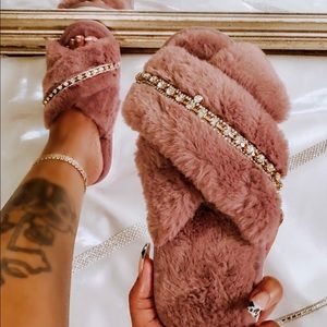 Faux Fur Slippers | Rose